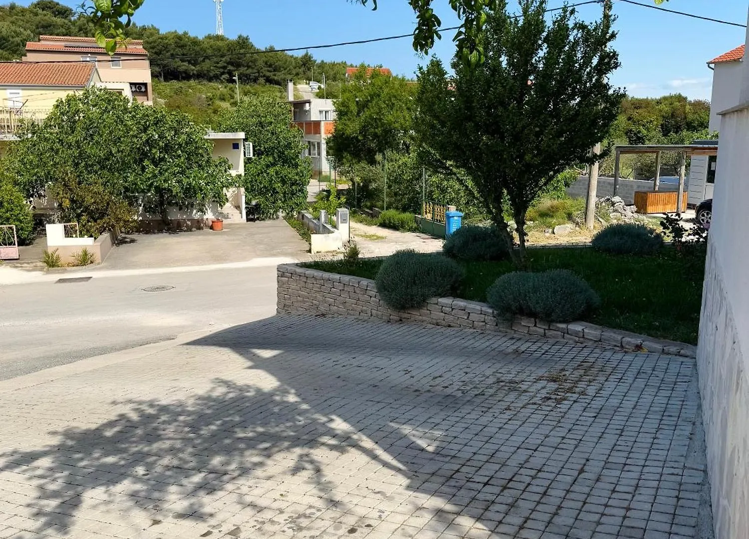 Apartments Elvira Drage