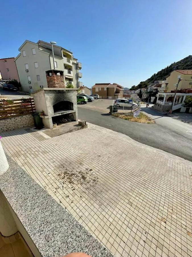 Apartments Elvira Drage