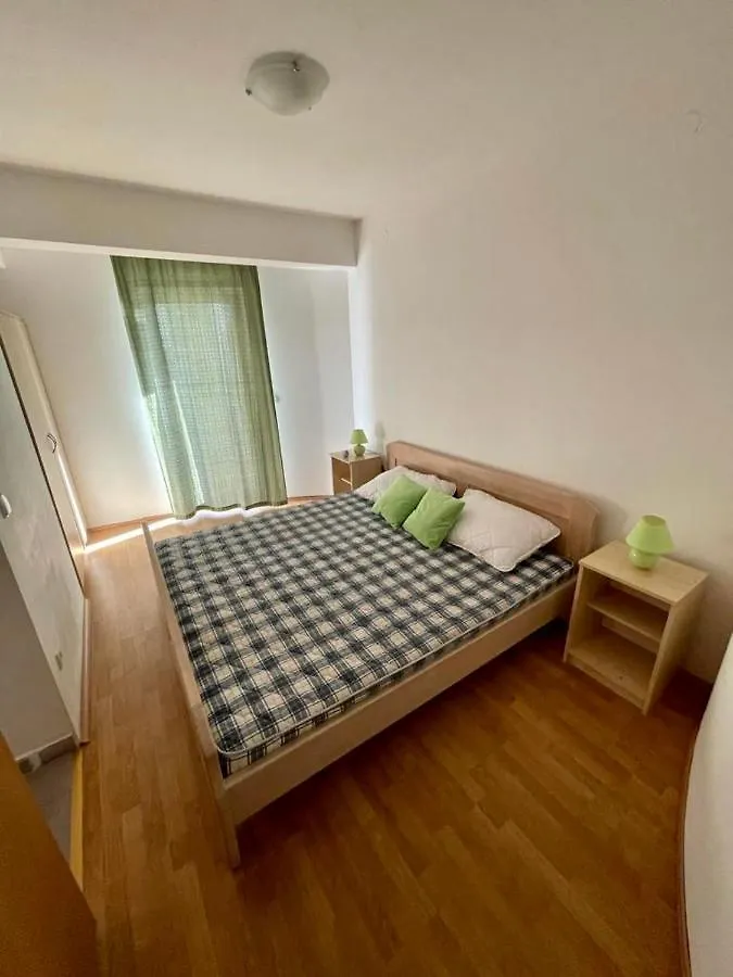 Apartments Elvira Drage