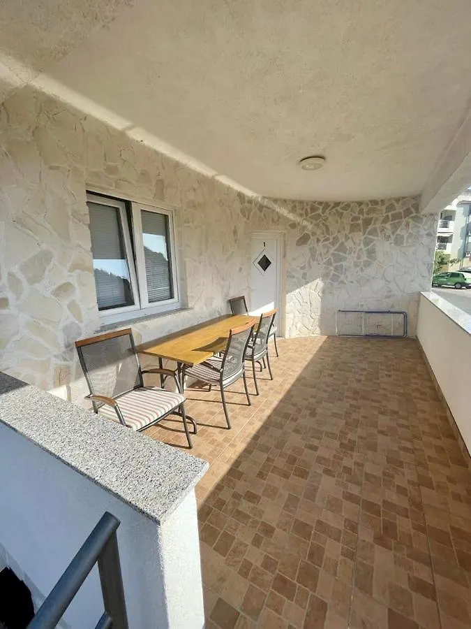 Apartments Elvira Drage