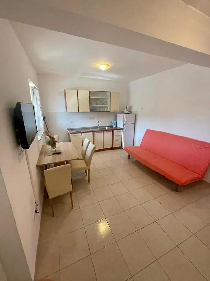 Apartments Elvira Drage
