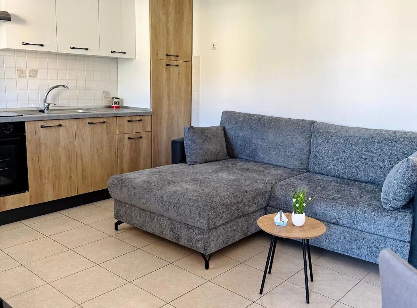 Apartments Elvira Drage