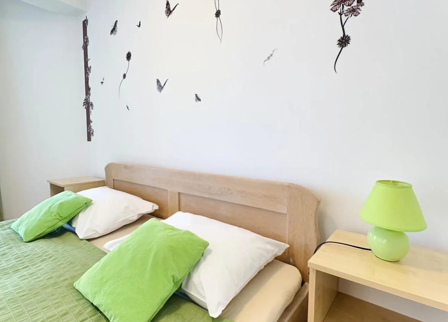 Apartments Elvira Drage 0*,