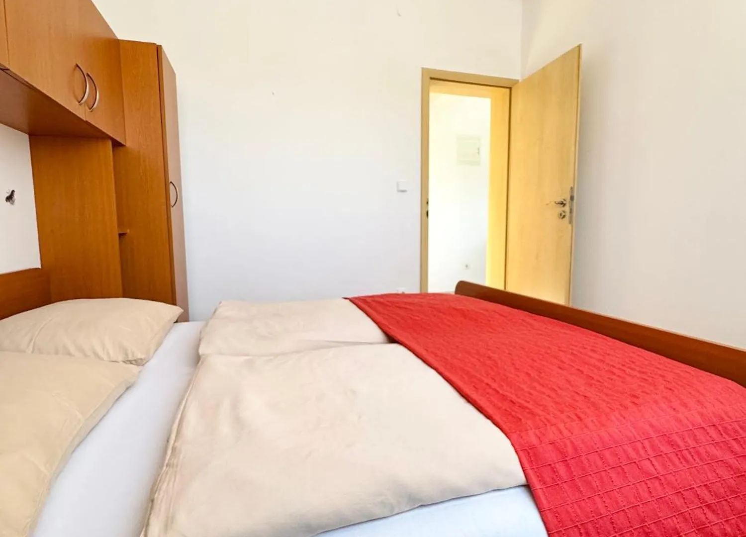 Apartments Elvira Drage Croatia